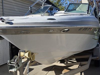 Four Winns 240 Horizon + Great Condition
