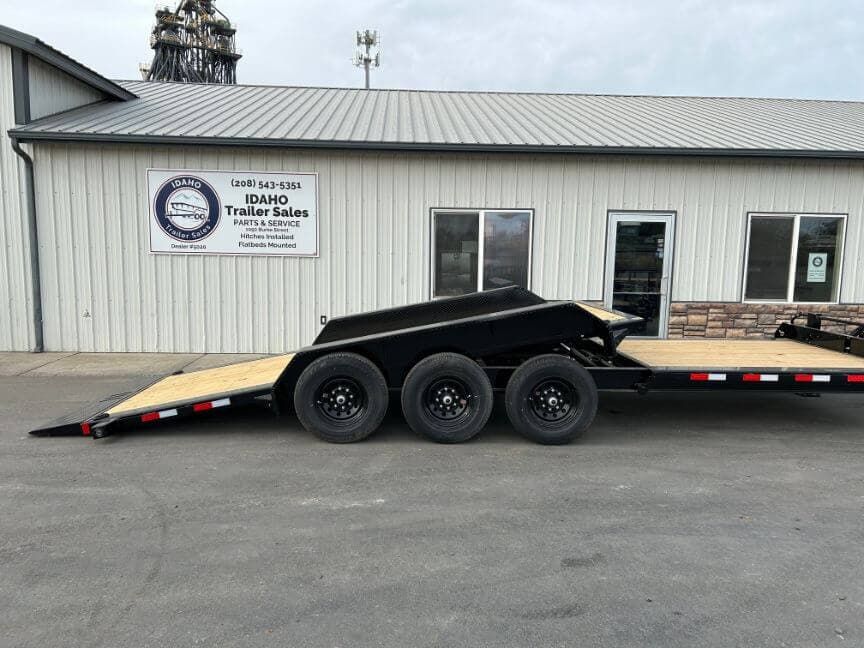 2026 Load Trail TH 83' X 24' Split Tilt Triple Axle Tilt Deck 21K