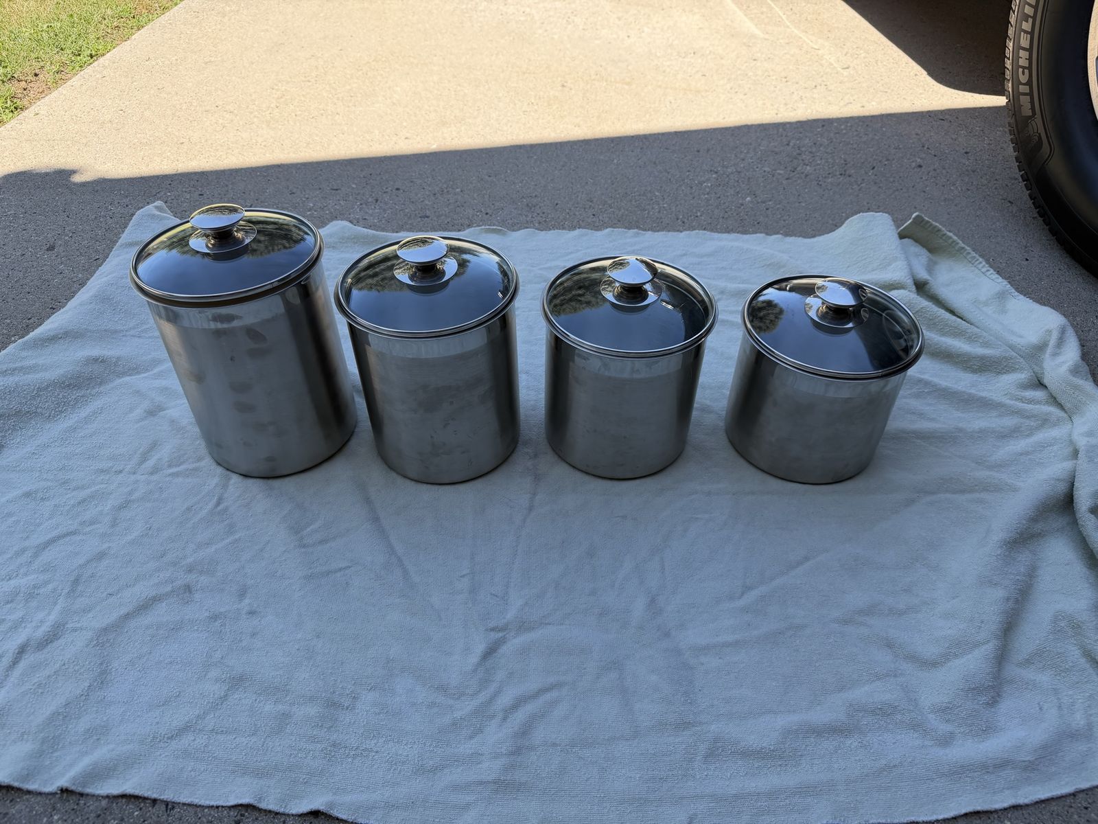 Set of 4 Stainless Steel Canisters with Glass Lids - Various Sizes, Used Kitchen Storage