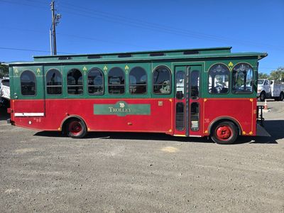 1999 American Classic 28 Passenger Trolley