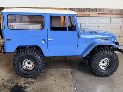 FMS FJ 40 Land Cruiser