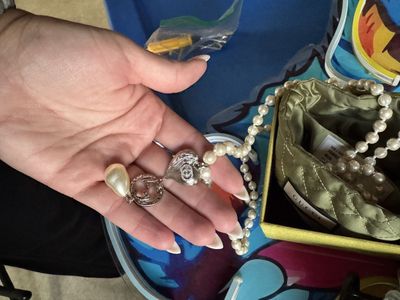 Gucci pearl necklace
