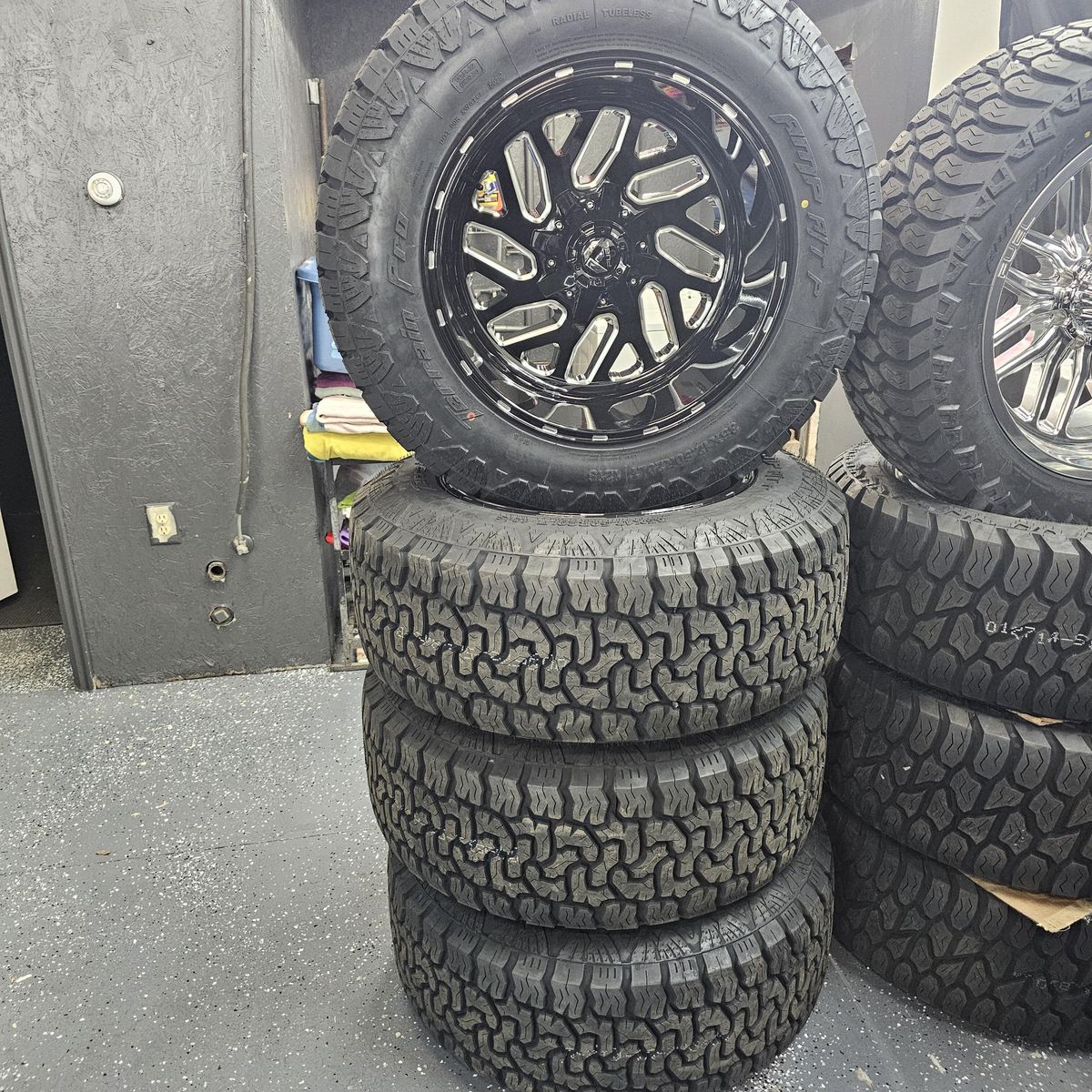 Brand New Fuel "Triton" 22x12 8x6.5 -44 Offset