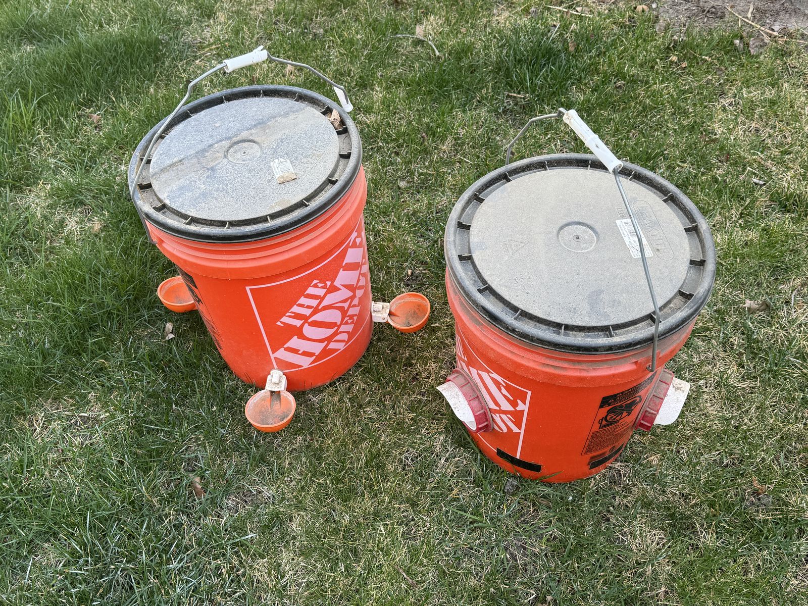 chicken feeder & water kit