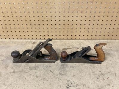 Antique hand planes