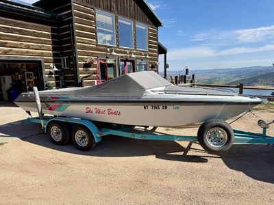 1993 Ski West Boat (same as Malibu Mystere 215 LX)