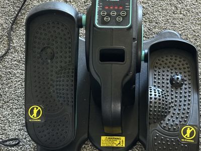 Elliptical peddler