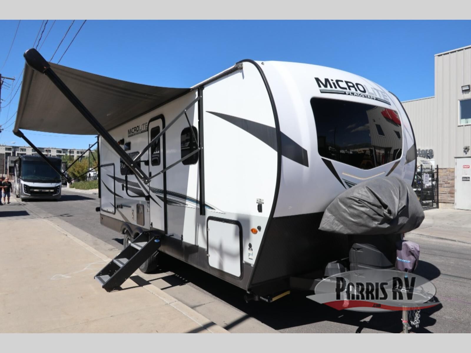 Used 2021 Forest River RV Flagstaff Micro Lite 25BSDS