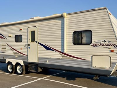 2009 Jayco jayflight 28FT bunk house whit super slide out very clean no issues ready to camp or travel