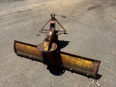 Heavy-Duty 3-Point Hitch Tractor Grader Scraper Blade for Farm & Garden, Used