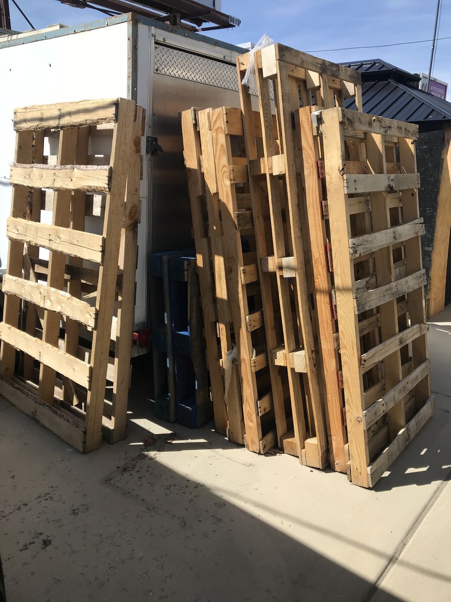 Oversized pallets $12 each