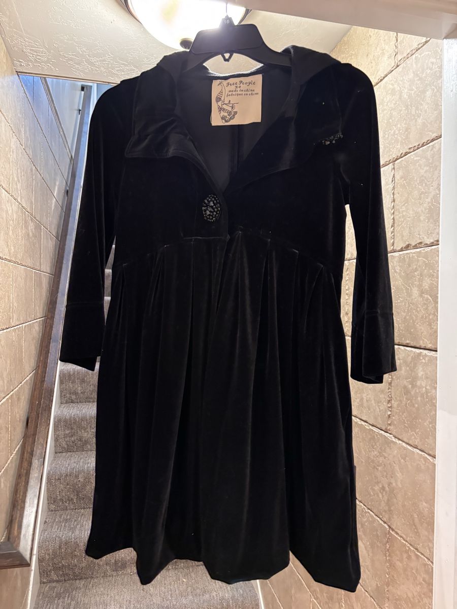 Free People XS Black Velvet Cape/Jacket