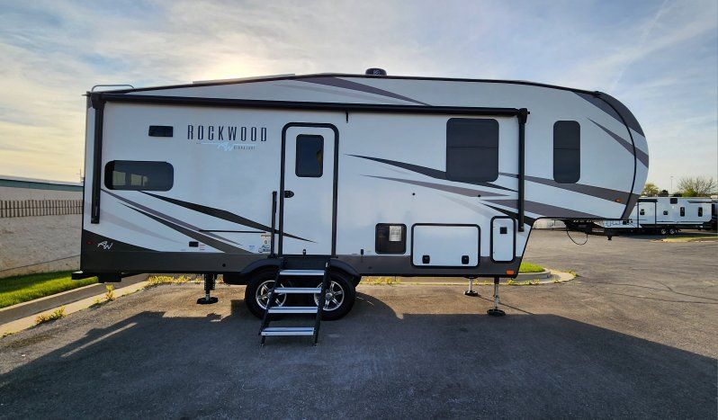 2024 Rockwood Signature 281RK