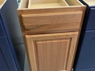 Hampton Bay Hampton 18 in. W x 24 in. D x 34.5 in. H Assembled Base Kitchen Cabinet in Medium Oak