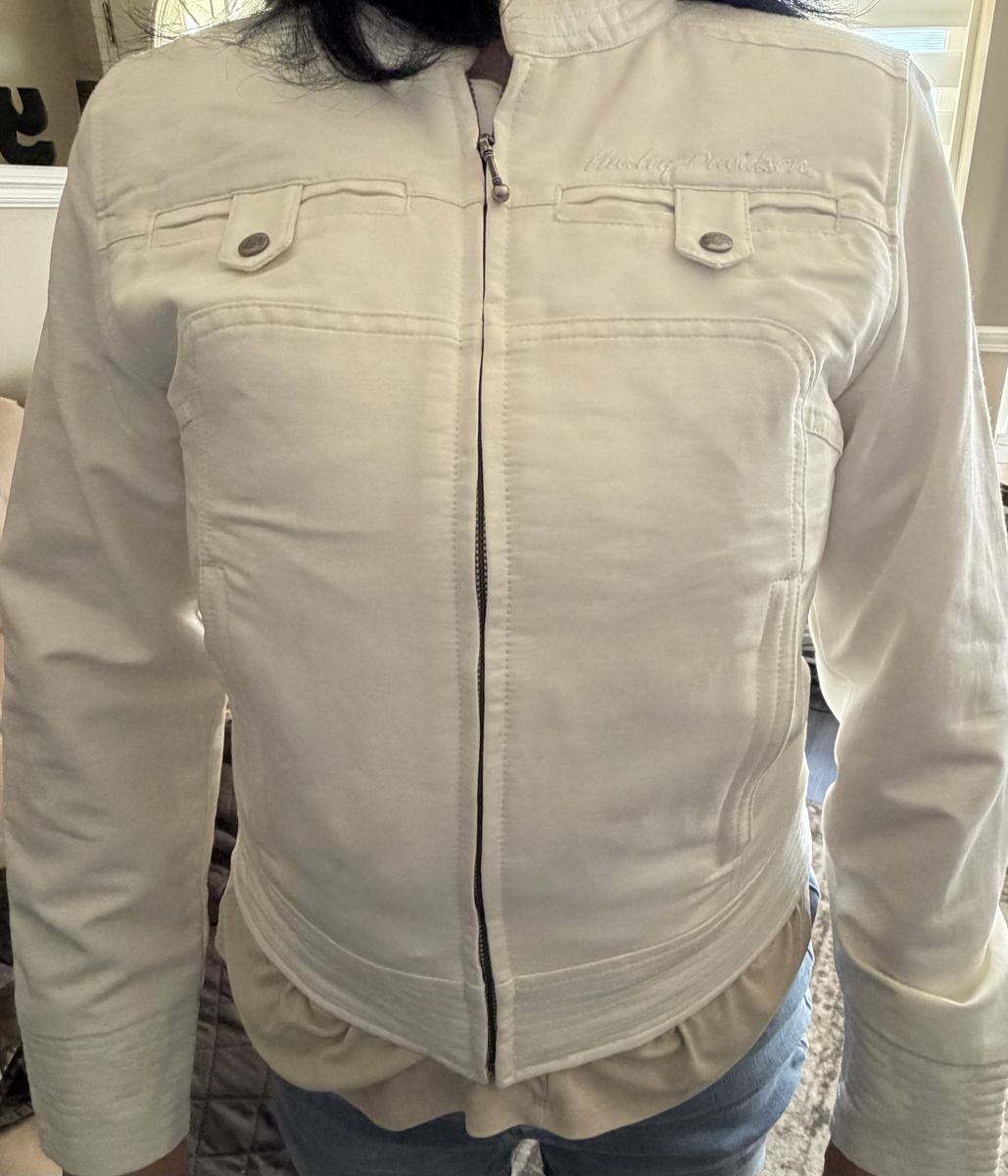 Harley-Davidson Women's White Radiance Jacket size S ( wears more like a medium)and miscellaneous shirts size M