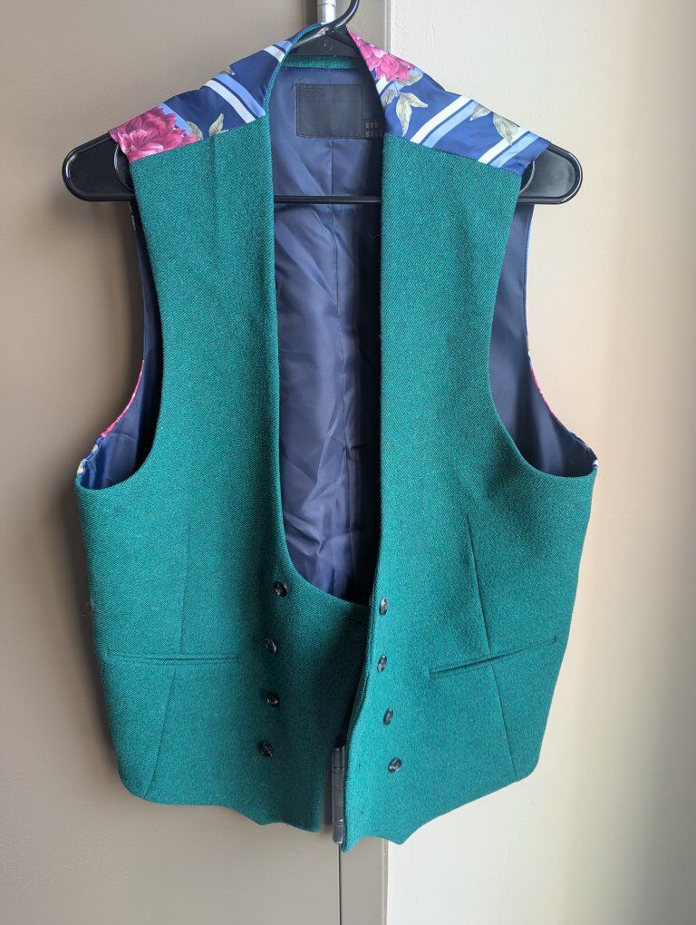 Green Floral Suit Vest – Size 46R