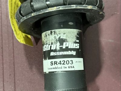 Front strut- Nissan Exterra 2005-2015 and Nissan Pathfinder 2005-2012