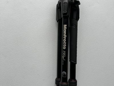 Manfrotto 190go! Aluminum Tripod - Black (Made in Italy)