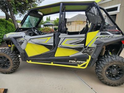 2018 Polaris RZR 4 900 EPS