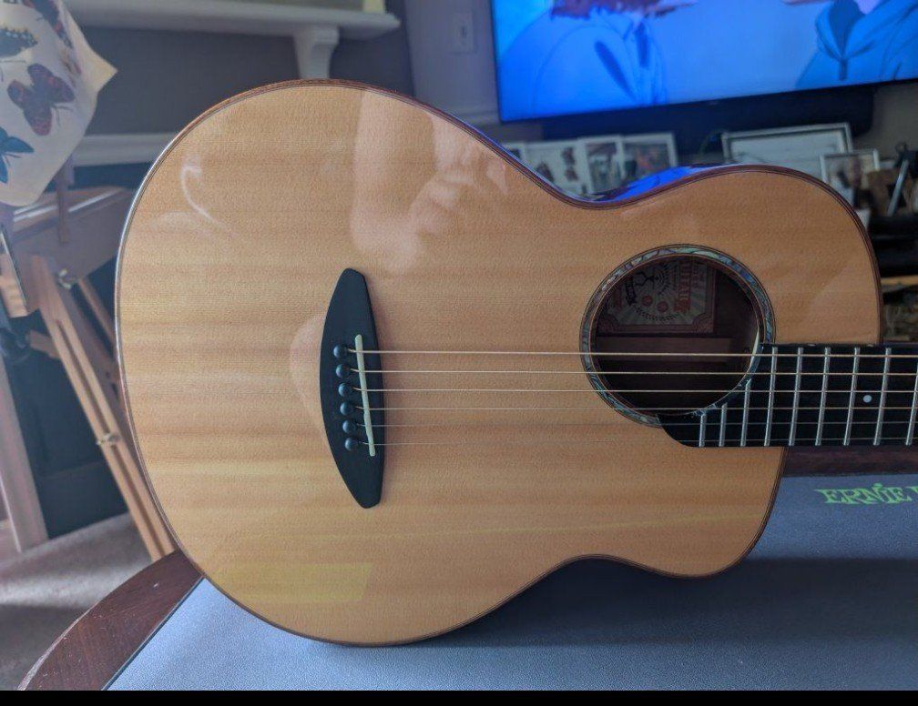 Ultimate Acoustic Bundle - aNueNue M52 Bird Guitar & Randolph Ukulele