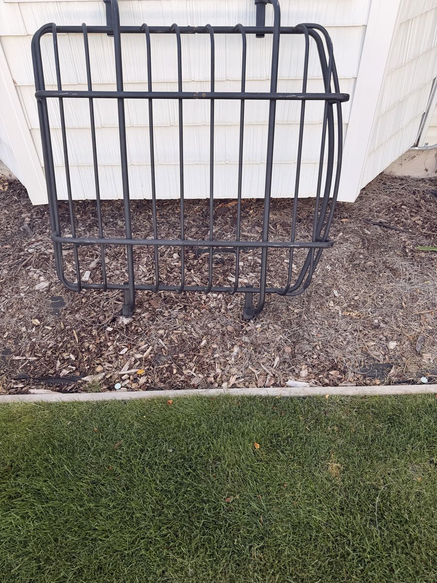 Universal Metal Roof Rack Cargo Basket for Vehicle Crossbars - Black
