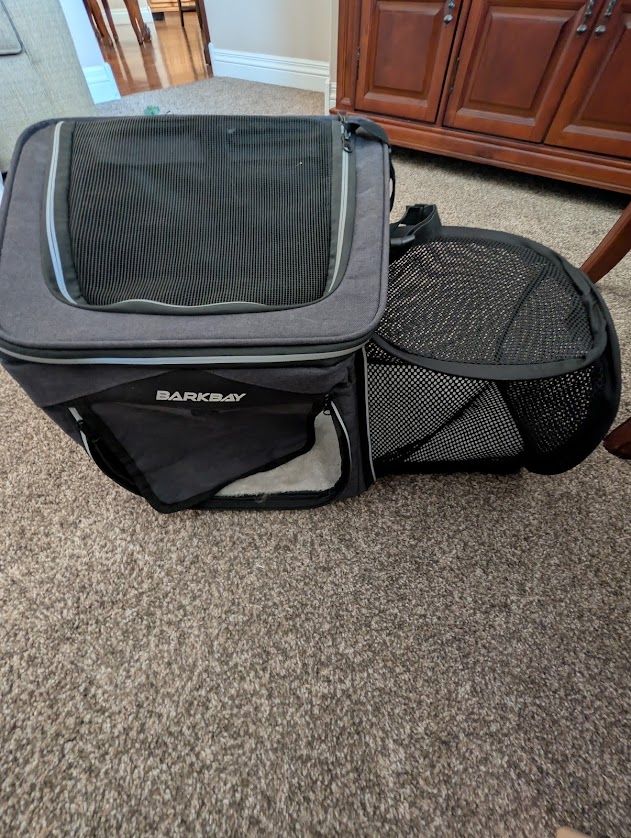 Barkbay Pet carrier for Bicycles, Motorcycle, backpack.