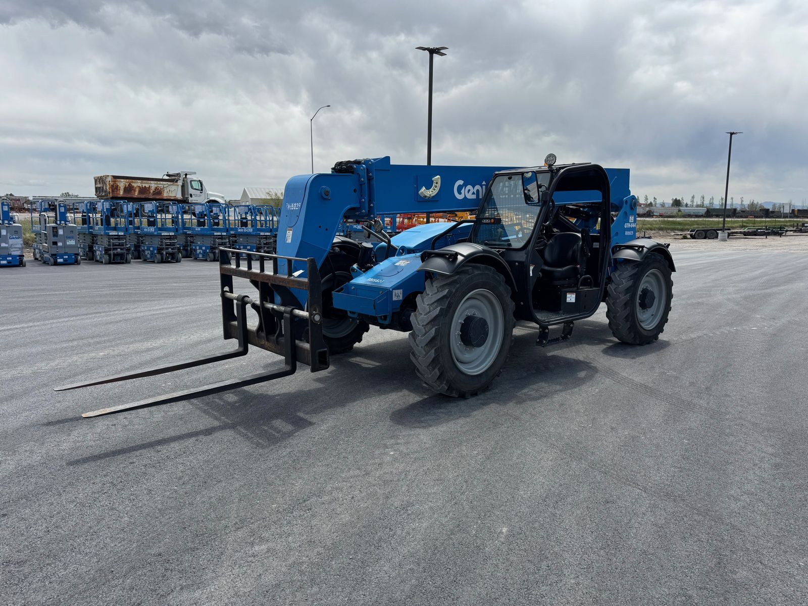 2019 GENIE GTH844 TELEHANDLER