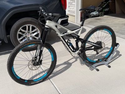 2015 Specialized Enduro Expert – Carbon | Large | Upgraded