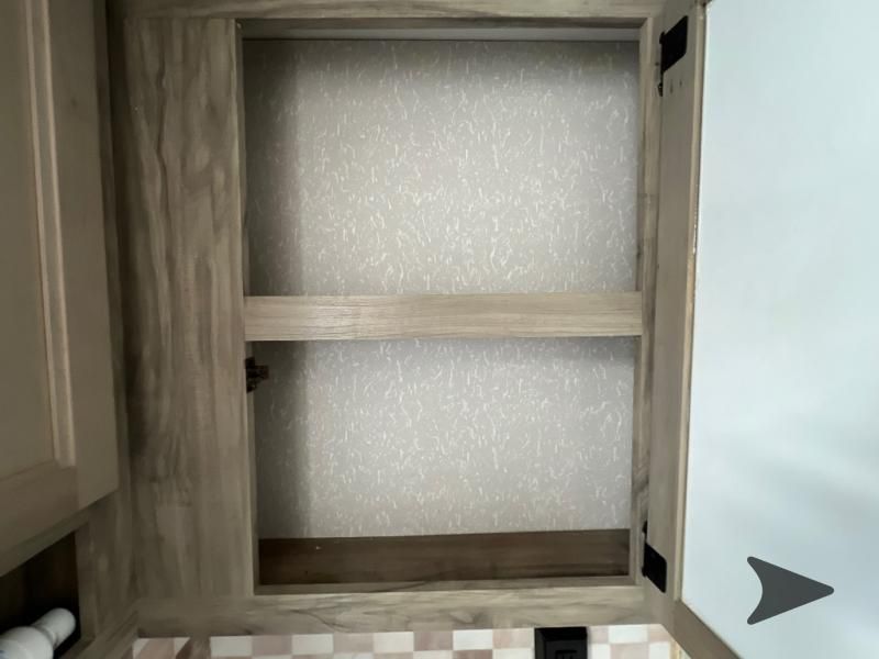 Main image 41