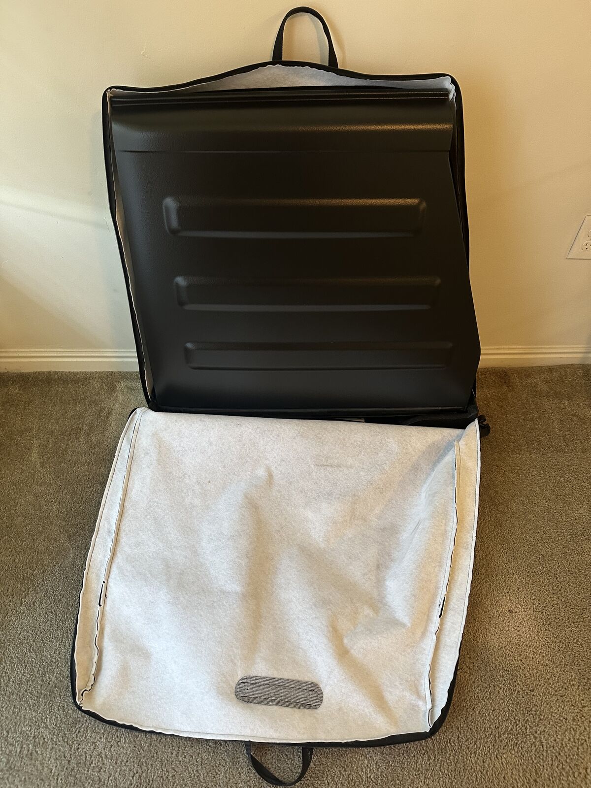 Jeep Wrangler 2 piece hard top with case fits 2018 or newer