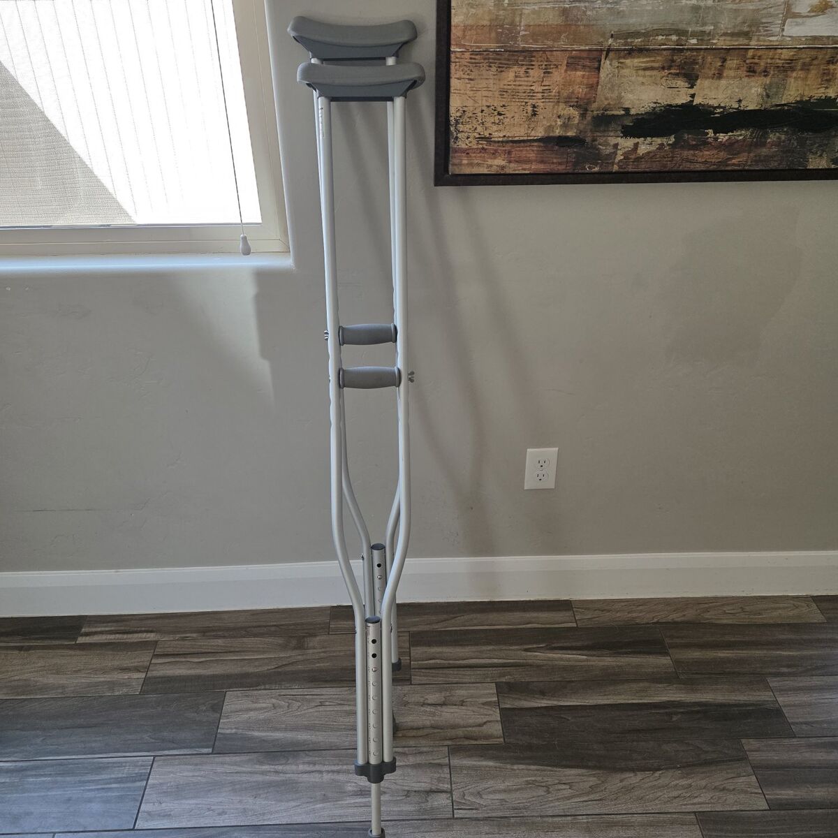 Lightweight Crutches
