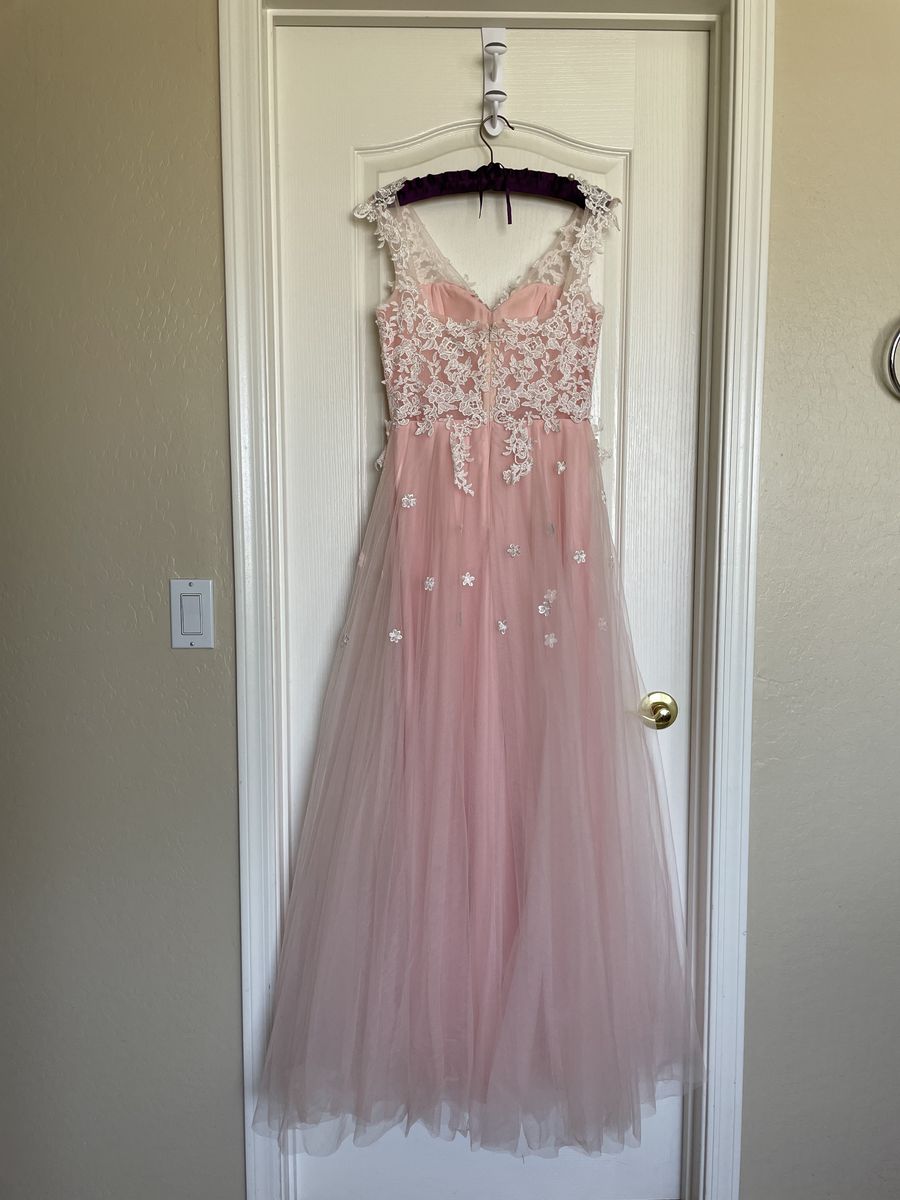 Pink and perfect for PROM!