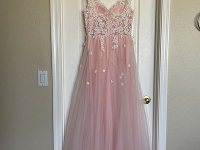 Pink and perfect for PROM!