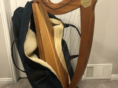 Triplett 'Celtic 2' 34-String Folk Harp