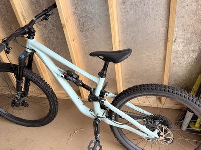 2022 Specialized Status 160 — Size S2