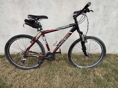 Trek 4500 Hard Tail Mountain Bike