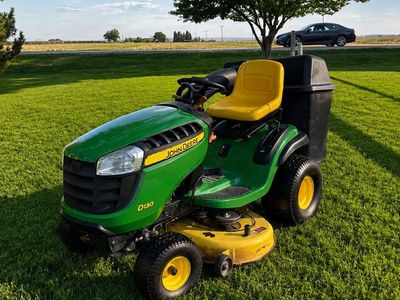 John Deere D130 Riding Lawn Mower with Bagger $1600