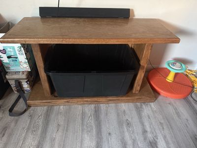 Wooden console stand