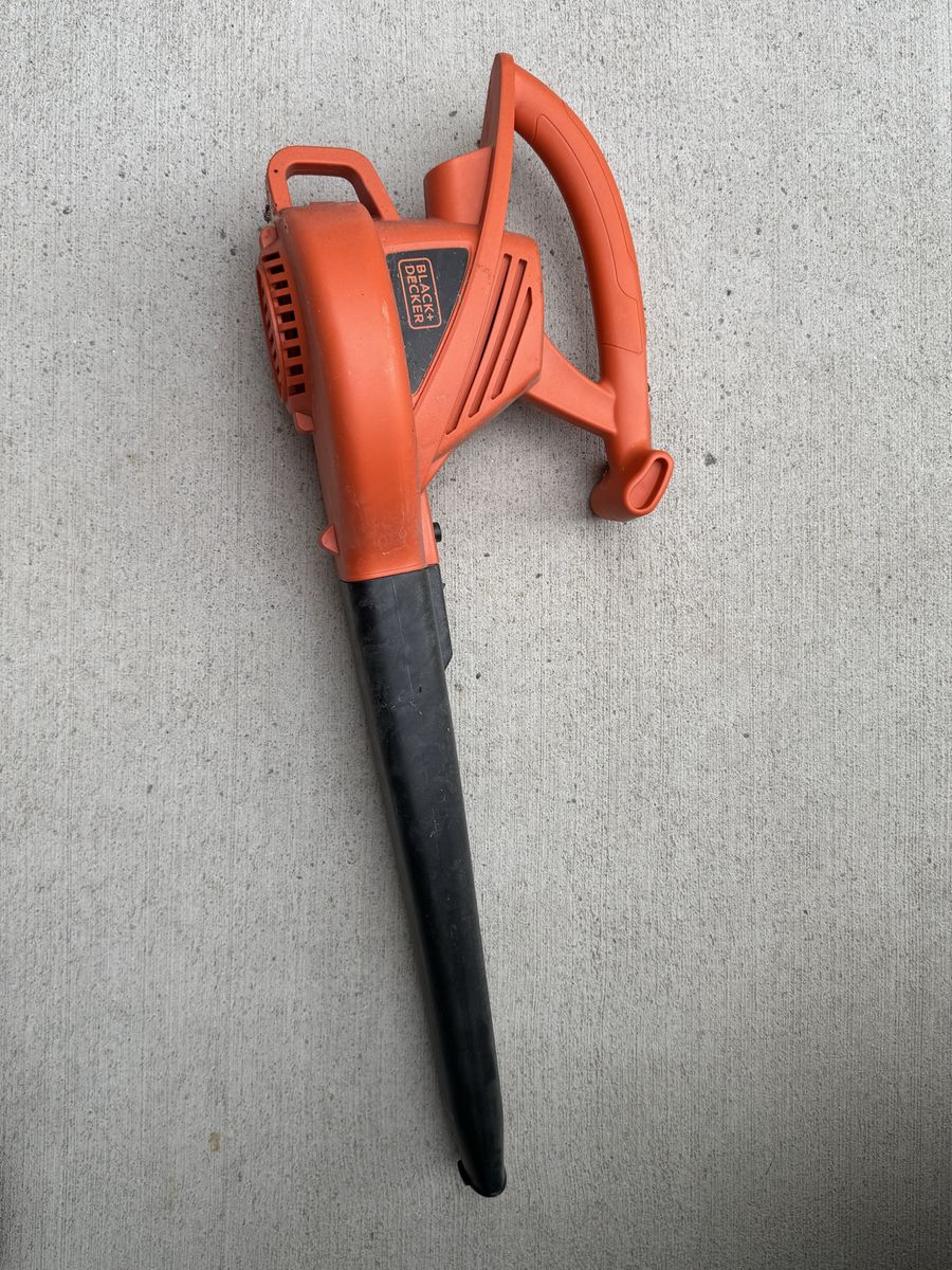 BLACK+DECKER Corded Electric Leaf Blower, Lightweight & Efficient for Yard Work
