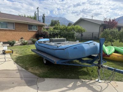 AIRE Raft 14.3R Blue Inflatable Raft with Frame and Oars