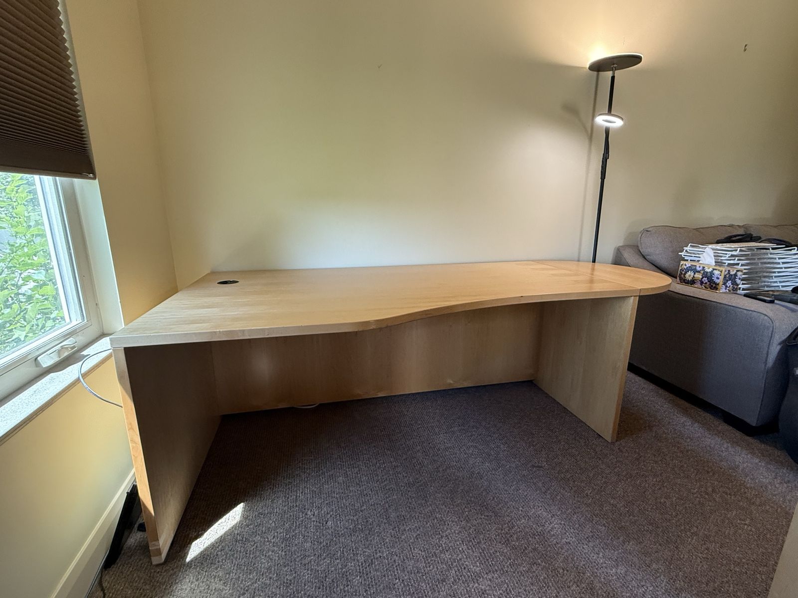 Beautiful large Birch Wood Desk, Extendable
