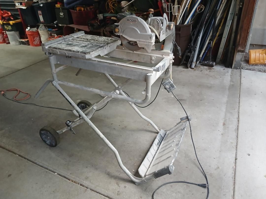 RIDGID TILE SAW
