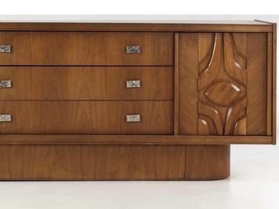 Beautiful vintage Mid Century Modern Credenza, entertainment center, vintage MCM, Dresser, Paul Evans Brutalist style