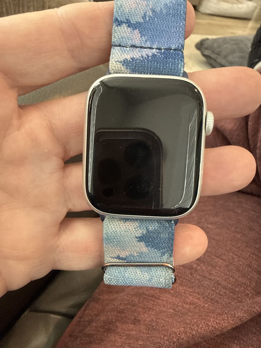 Apple Watch Series 7 Cellular/Gps 45mm $100.00
