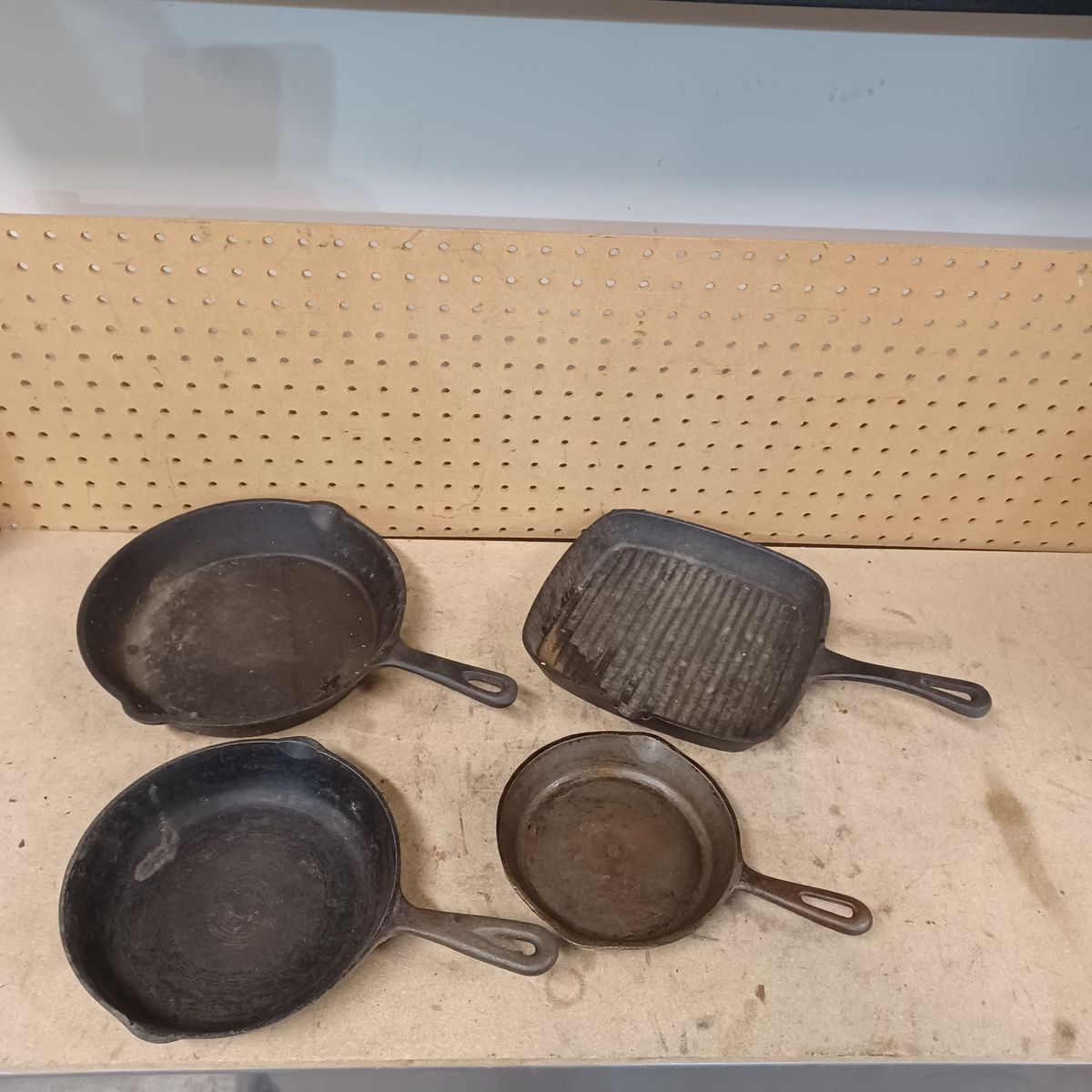 Cast iron skillets. All for $35