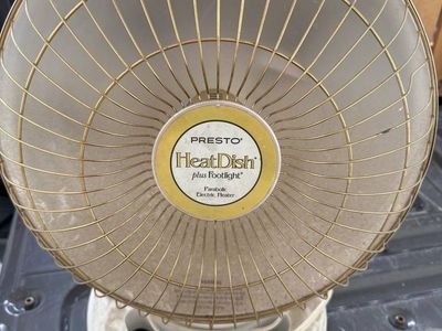 Presto HeatDish plus Footlight heater