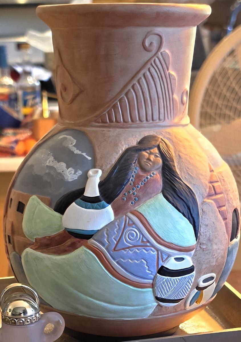 Main image 6