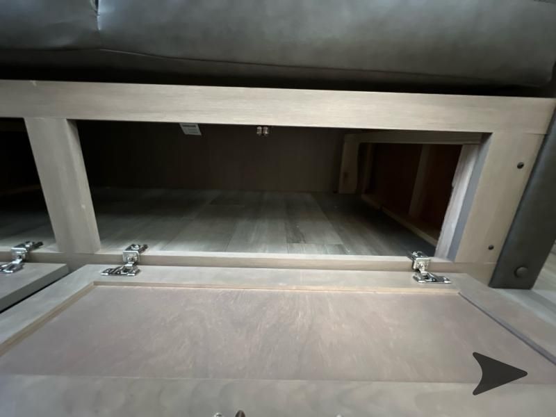 Main image 37