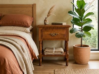 Pair of Vintage Solid Oak Nightstands End Tables w/Single Drawer, Fluted Facade Detail, Turned Spindle Legs & Ornate Brass Bail