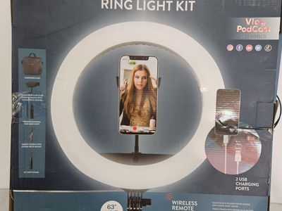 18 inch studio light